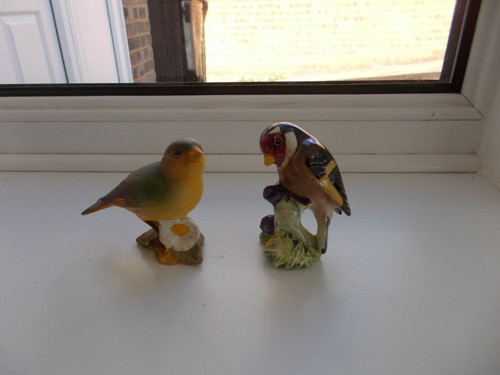 Beswick goldfinch 2273 glossy - goldfinch,