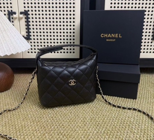 Chanel makeup black quilted - makeup,