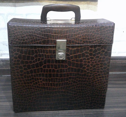 Dark brown colour vintage - colour, lp