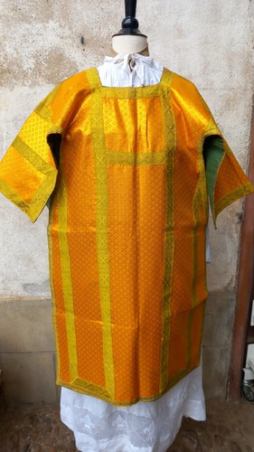 Chasuble priest liturgical