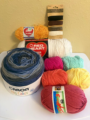 Caron big cakes red - red, heart