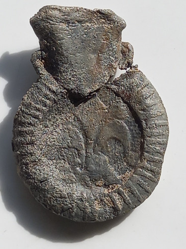 Medieval lead ampulla fleur - medieval,
