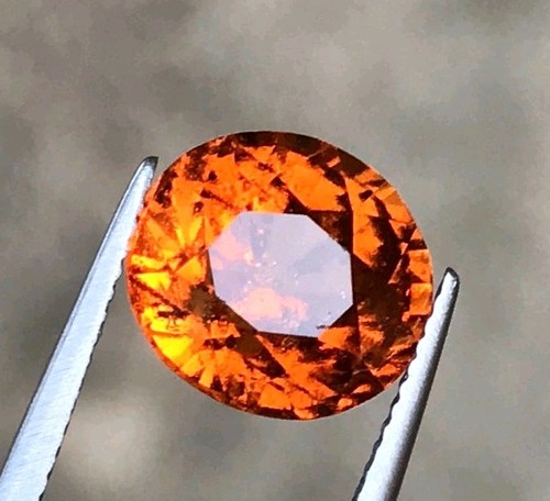 Grossular garnet - 7.20,