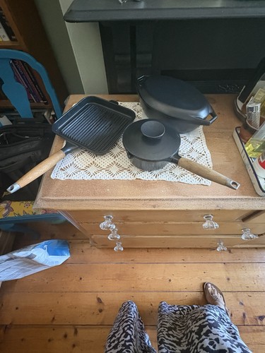Aga cast iron - cast,