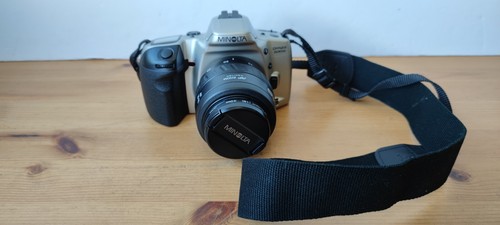 Minolta dynax 500si - minolta,
