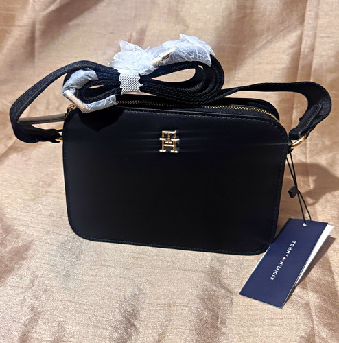 Tommy hilfiger black small - tommy,