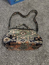 Carpet Bags England silkie