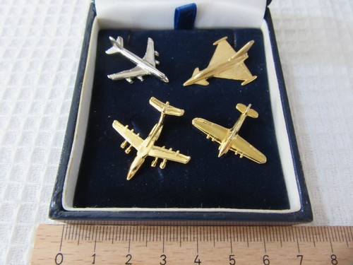 Aviation aeroplanes pin badges - aeroplanes,