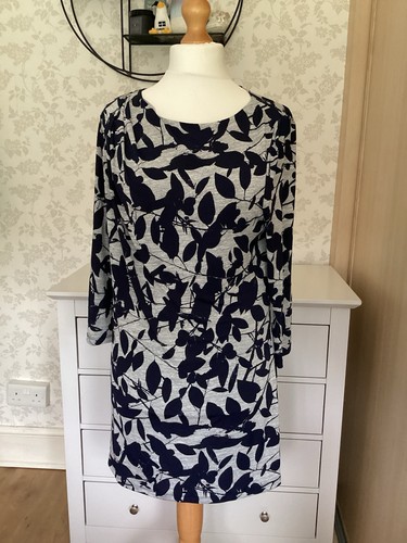Country casuals women floral - country,