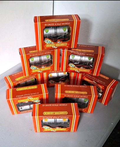 Hornby gauge tank wagons - oo,