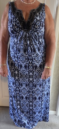 Ladies long dress size - long,