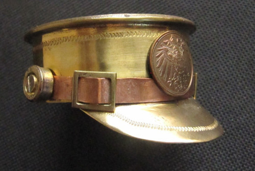 Vintage small souvenir - small, trench