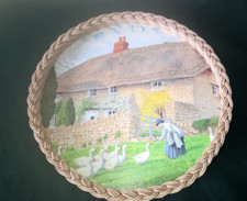 Retro Wicker & Melamine Tea Tray Size 12" Diameter Cottage Farm Geese Scene
