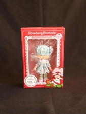Strawberry Shortcake Pear