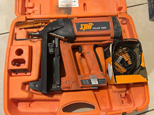 Spit pulsa 700p nail - spit,