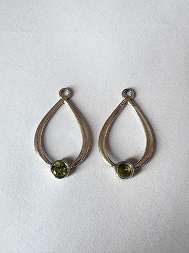 Pandora silver and peridot - pandora,