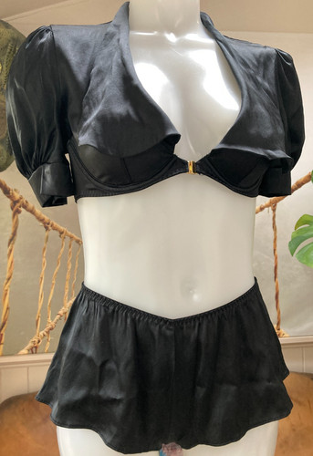 Agent provocateur cropped - agent,