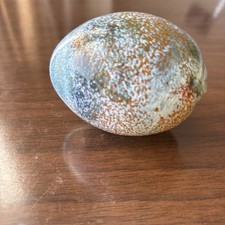 Art Glass Iridescent Egg
