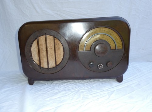 Ekco ac85 bakelite valve - bakelite,