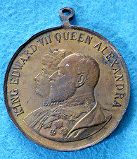 Rare Antique Edward VII & Alexandra Coronation Gilt Medal 1902, for Bridlington