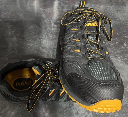 Dewalt fargo black light - black,