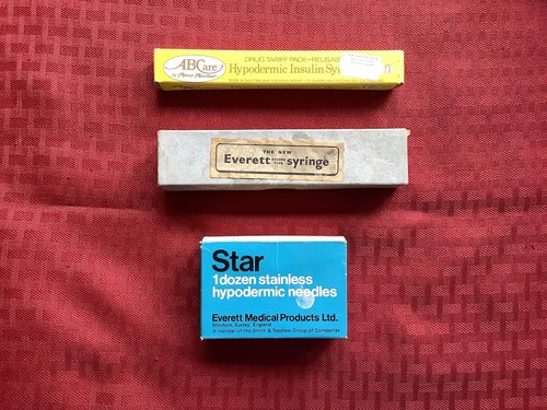 Vintage boxed glass hypodermic