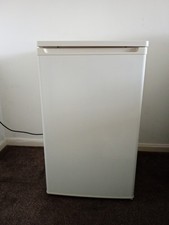 Curry Essentials White Under-Counter Fridge cul50w10