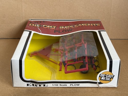 Ertl die cast implements farm - die,