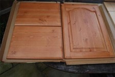 SOLID PINE DOOR + TWO DRAWER FRONTS IDEAL FOR DIY/KITCHEN 450WX640H +450WX320H