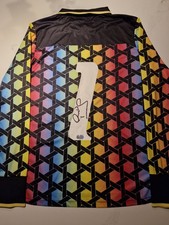 ORIGINAL re Release Denmark 1992 Goalkeeper Shirt Signed By Peter Schmeichel 