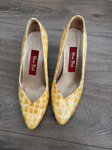 Vintage van dal yellow croc - van,