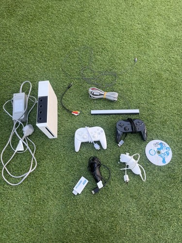 Nintendo wii console bundle