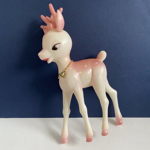 Vintage hong kong - plastic, deer