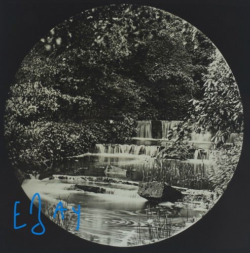 Photo coombe abbey waterfall - photo,
