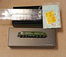 Accurascale class d6702 - 37,