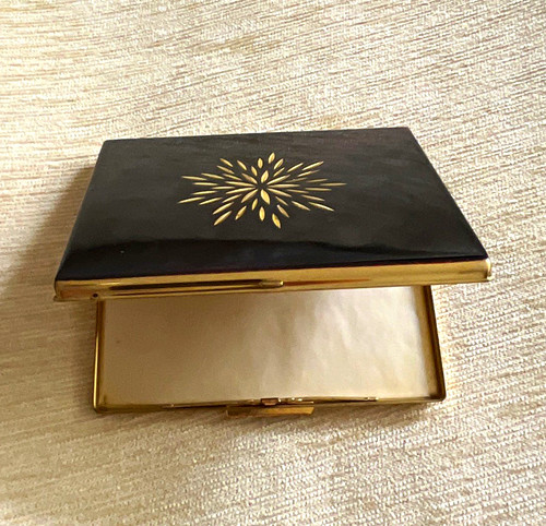 Black and gold metal vintage - and,