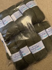 20 X 50g Patons Fairytale DK Yarn Dark Green RRP £40