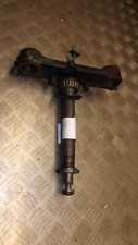 Suzuki GN250E GN250 E Bottom Lower Yoke & Steering Stem 