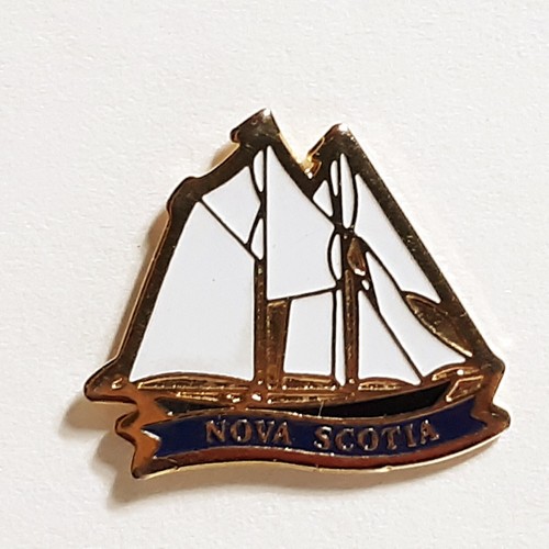 Bluenose yacht pin badge nova - bluenose,