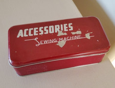 Vintage Collectors Hinged  Tin