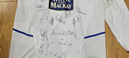 Leeds utd shirt singed - shirt,