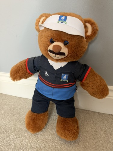 Ted lasso build - lasso, bear
