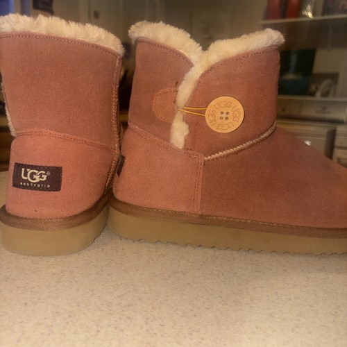 Mini bailey button - bailey, uggs