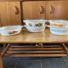 Vintage Pyrex Oval Casserole
