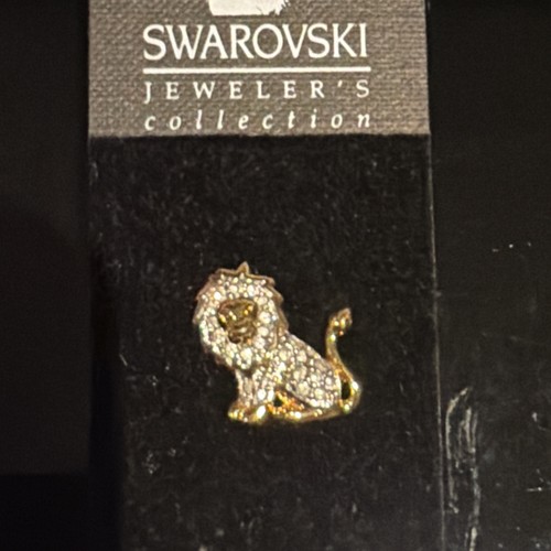 Swarovski crystal lion pin - ,