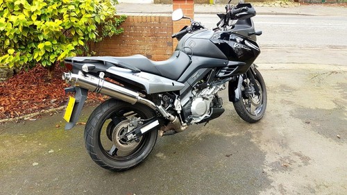 Suzuki 1000cc strom 2002 - suzuki,