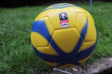 Umbro Neo 2 Trainer FOOTBALL FA Cup 2012-2013 Official replica Match Ball Size 5