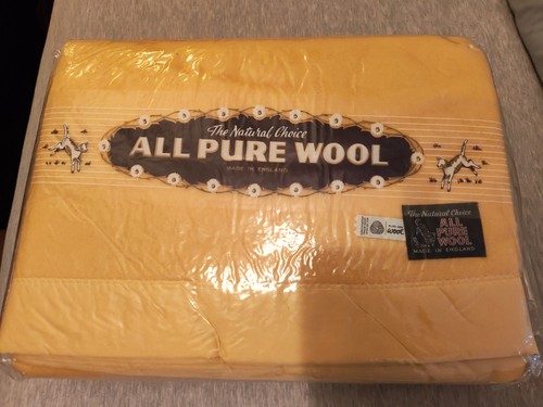 Vintage all pure wool - all,