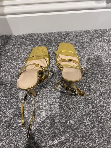 Shein product have worn - ,,