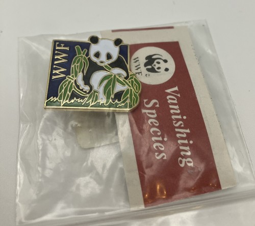Wwf panda enamel - panda, lapel